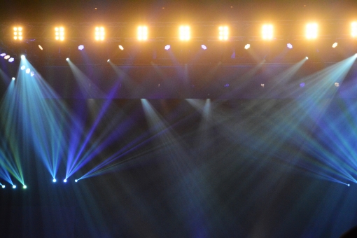 事業売却・舞台照明技術の提供、舞台照明のレンタル(SB360)